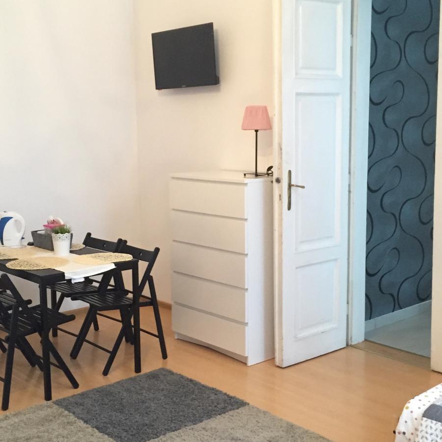 Hostel Wiktoria Krakau Buitenkant foto